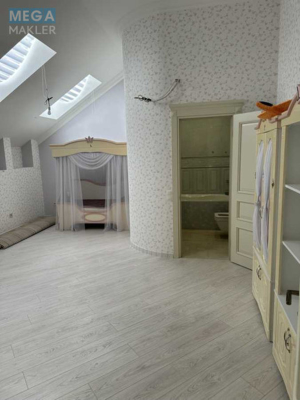 Продаж 5 кімнатної квартири (229/?/?), 10 пов. 10 пов. будинку, <a class="location-link" href="/dnepropetrovsk/" title="Недвижимость Дніпра">Дніпро</a>, Космічна, 9А (изображение 8)