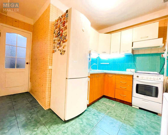 Продаж 3 кімнатної квартири (60/40/7), 6 пов. 9 пов. будинку, <a class="location-link" href="/kiev/" title="Недвижимость Київ">Київ</a>, <a class="location-link" href="/kiev/obolonskij/" title="Недвижимость Оболонський район">Оболонський р-н</a>, Лайоша Гавро ул., 22 (изображение 4)