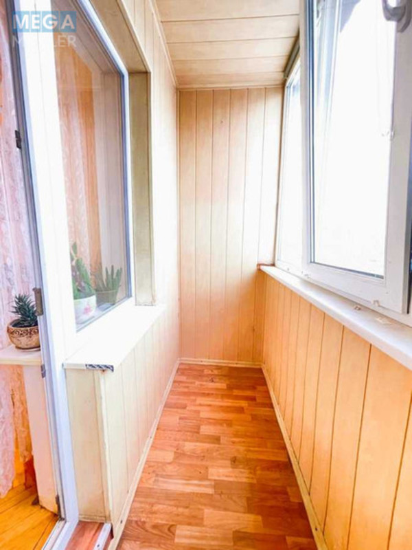 Продаж 3 кімнатної квартири (60/40/7), 6 пов. 9 пов. будинку, <a class="location-link" href="/kiev/" title="Недвижимость Київ">Київ</a>, <a class="location-link" href="/kiev/obolonskij/" title="Недвижимость Оболонський район">Оболонський р-н</a>, Лайоша Гавро ул., 22 (изображение 8)