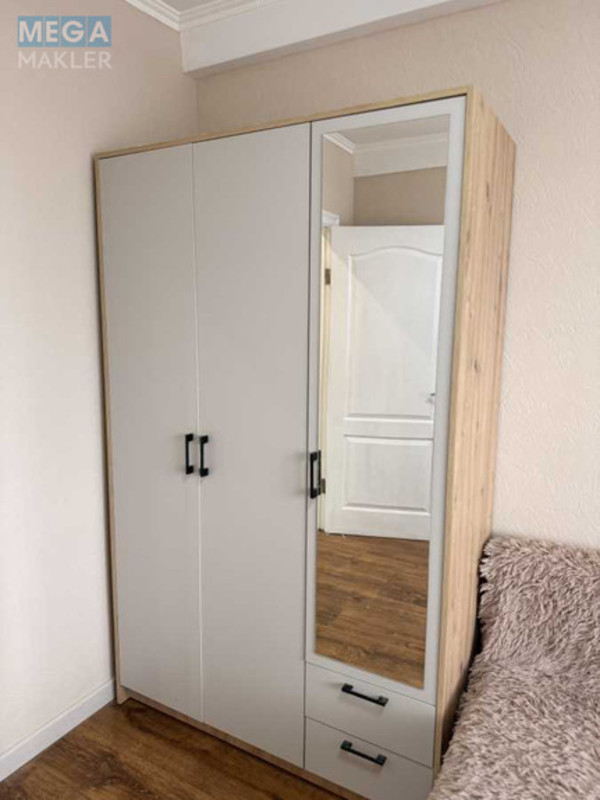 Оренда 3 кімнатної квартири, <a class="location-link" href="/kiev/" title="Недвижимость Київ">Київ</a>, <a class="location-link" href="/kiev/dneprovskij/" title="Недвижимость Дніпровський район">Дніпровський р-н</a>, Ивана Миколайчука ул., 3/1 (изображение 10)