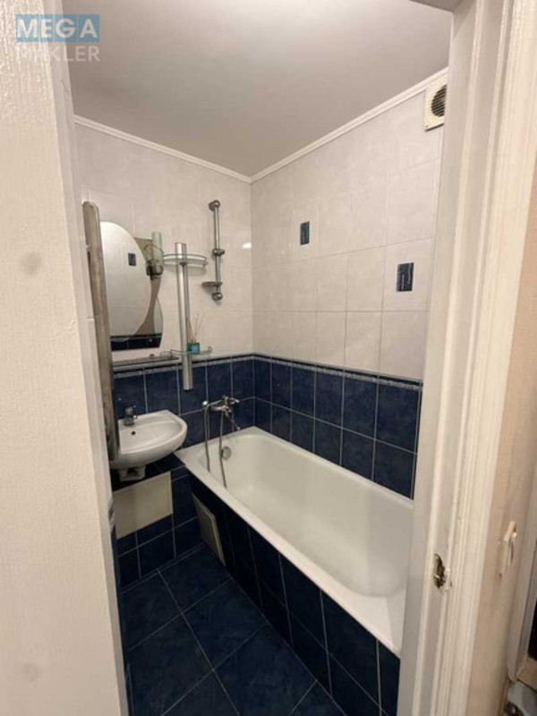 Оренда 3 кімнатної квартири, <a class="location-link" href="/kiev/" title="Недвижимость Київ">Київ</a>, <a class="location-link" href="/kiev/dneprovskij/" title="Недвижимость Дніпровський район">Дніпровський р-н</a>, Ивана Миколайчука ул., 3/1 (изображение 17)