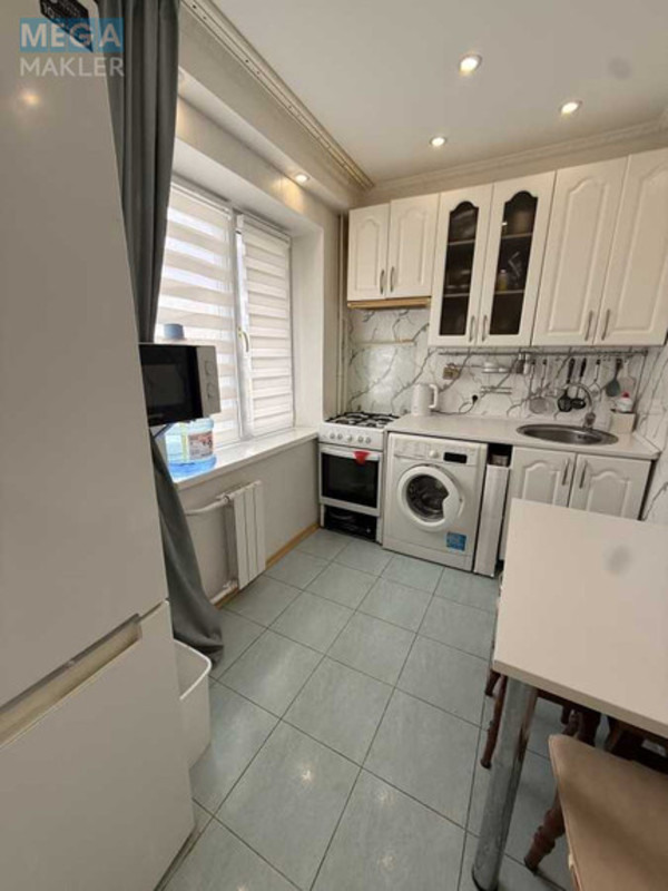 Оренда 3 кімнатної квартири, <a class="location-link" href="/kiev/" title="Недвижимость Київ">Київ</a>, <a class="location-link" href="/kiev/dneprovskij/" title="Недвижимость Дніпровський район">Дніпровський р-н</a>, Ивана Миколайчука ул., 3/1 (изображение 18)