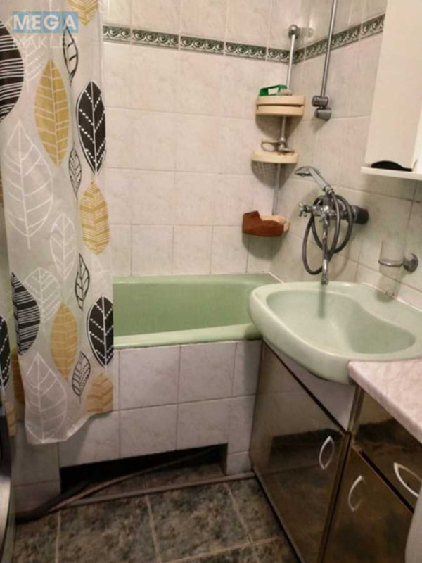 Оренда 1 кімнатної квартири, <a class="location-link" href="/kiev/" title="Недвижимость Київ">Київ</a>, <a class="location-link" href="/kiev/goloseevskij/" title="Недвижимость Голосіївський район">Голосіївський р-н</a>, Академіка Глушкова просп., 51 (изображение 8)