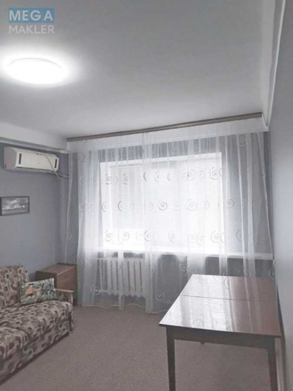 Оренда 2 кімнатної квартири, <a class="location-link" href="/kiev/" title="Недвижимость Київ">Київ</a>, <a class="location-link" href="/kiev/svyatoshinskij/" title="Недвижимость Святошинський район">Святошинський р-н</a>, Зодчих ул., 62 (изображение 3)