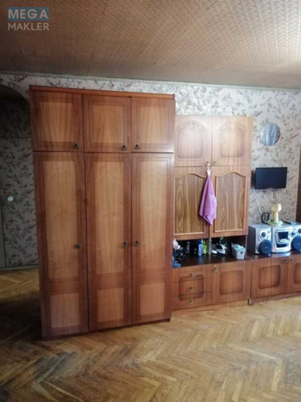 Продаж 3 кімнатної квартири (56/39/5), 2 пов. 5 пов. будинку, <a class="location-link" href="/kiev/" title="Недвижимость Київ">Київ</a>, <a class="location-link" href="/kiev/podolskij/" title="Недвижимость Подільський район">Подільський р-н</a>, Червонопільська вул., 16 (изображение 4)