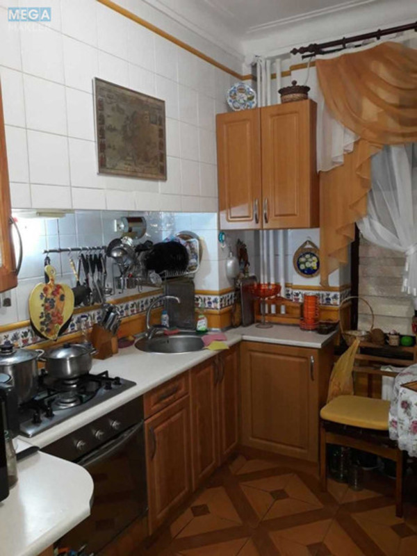 Оренда кімнати (підселення), <a class="location-link" href="/odessa/" title="Недвижимость Одеса">Одеса</a>, <a class="location-link" href="/odessa/suvorovskij/" title="Недвижимость Суворовський район">Суворовський р-н</a>, Южная дорога, 35 (изображение 6)