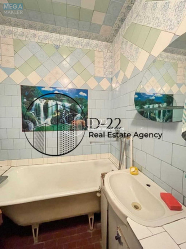 Продаж 3 кімнатної квартири (61/39/9), 2 пов. 9 пов. будинку, <a class="location-link" href="/kiev/" title="Недвижимость Київ">Київ</a>, <a class="location-link" href="/kiev/solomenskij/" title="Недвижимость Солом'янський район">Солом'янський р-н</a>, Ушинського вулиця, 27 (изображение 6)