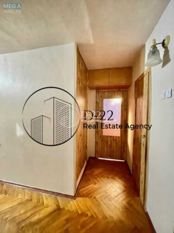 Продаж 3 кімнатної квартири (61/39/9), 2 пов. 9 пов. будинку, <a class="location-link" href="/kiev/" title="Недвижимость Київ">Київ</a>, <a class="location-link" href="/kiev/solomenskij/" title="Недвижимость Солом'янський район">Солом'янський р-н</a>, Ушинського вулиця, 27 (изображение 9)