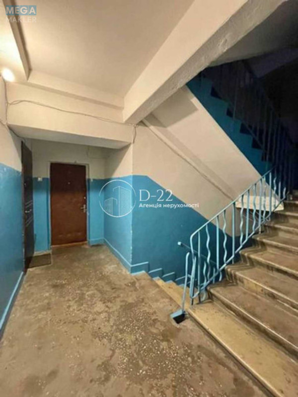 Продаж 3 кімнатної квартири (61/39/9), 2 пов. 9 пов. будинку, <a class="location-link" href="/kiev/" title="Недвижимость Київ">Київ</a>, <a class="location-link" href="/kiev/solomenskij/" title="Недвижимость Солом'янський район">Солом'янський р-н</a>, Ушинського вулиця, 27 (изображение 13)