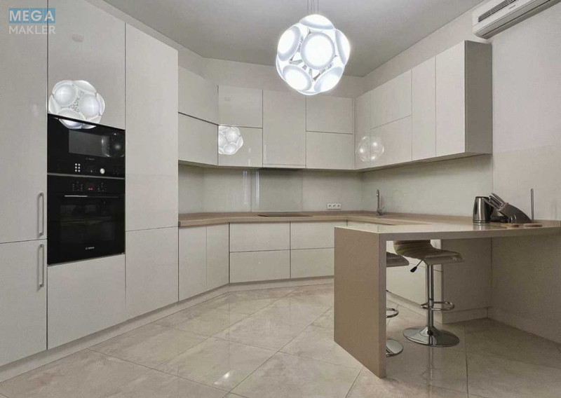 Оренда 3 кімнатної квартири, <a class="location-link" href="/kiev/" title="Недвижимость Київ">Київ</a>, <a class="location-link" href="/kiev/pecherskij/" title="Недвижимость Печерський район">Печерський р-н</a>, Лесі Українки бульв., 7б (изображение 5)