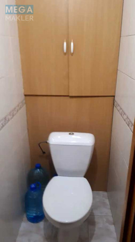 Оренда 2 кімнатної квартири, <a class="location-link" href="/kiev/" title="Недвижимость Київ">Київ</a>, <a class="location-link" href="/kiev/solomenskij/" title="Недвижимость Солом'янський район">Солом'янський р-н</a>, Нововокзальна вул., 21 (изображение 13)