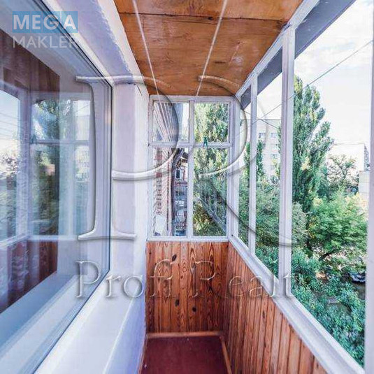 Продаж 3 кімнатної квартири (57/41/6), 5 пов. 5 пов. будинку, <a class="location-link" href="/kiev/" title="Недвижимость Київ">Київ</a>, <a class="location-link" href="/kiev/svyatoshinskij/" title="Недвижимость Святошинський район">Святошинський р-н</a>, Краснова Миколи вулиця, 8 (изображение 4)