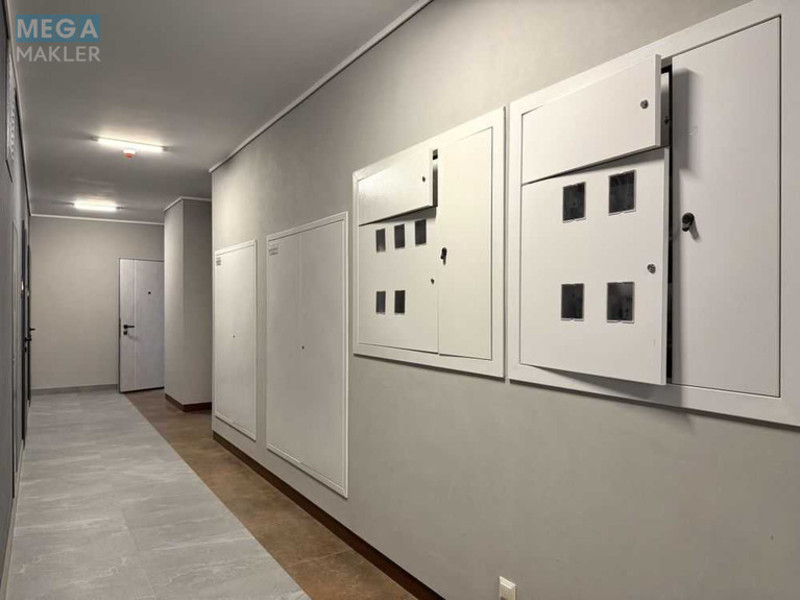 Продаж 2 кімнатної квартири (70/35/12,9), 15 пов. 22 пов. будинку, <a class="location-link" href="/kiev/" title="Недвижимость Київ">Київ</a>, <a class="location-link" href="/kiev/solomenskij/" title="Недвижимость Солом'янський район">Солом'янський р-н</a>, Кудряшова вул., 8б (изображение 18)