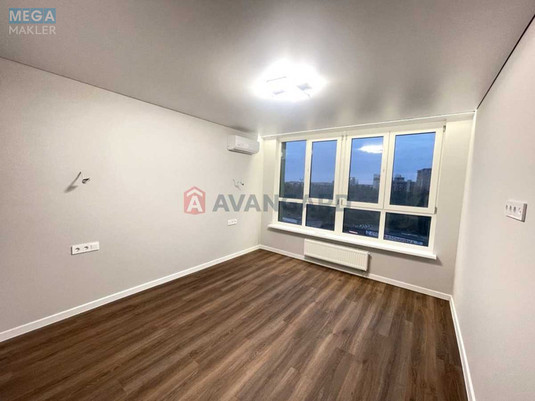 Продаж 2 кімнатної квартири (78/45/20), 8 пов. 23 пов. будинку, <a class="location-link" href="/kiev/" title="Недвижимость Київ">Київ</a>, <a class="location-link" href="/kiev/goloseevskij/" title="Недвижимость Голосіївський район">Голосіївський р-н</a>, Михайла Максимовича вул., 32б (изображение 8)