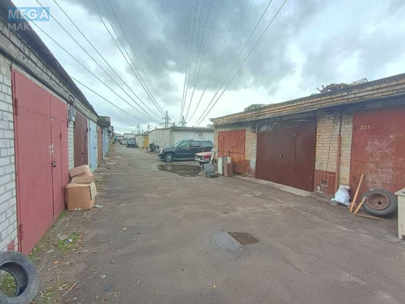 Продаж комерційної нерухомості, 40&nbsp;кв.м, <a class="location-link" href="/kiev/" title="Недвижимость Київ">Київ</a>, <a class="location-link" href="/kiev/desnyanskij/" title="Недвижимость Деснянський район">Деснянський р-н</a>, Крайня вул., 13 (изображение 9)