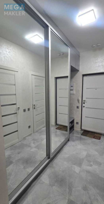 Оренда 1 кімнатної квартири, <a class="location-link" href="/kiev/" title="Недвижимость Київ">Київ</a>, <a class="location-link" href="/kiev/solomenskij/" title="Недвижимость Солом'янський район">Солом'янський р-н</a>, Михаила Максимовича ул., 24 (изображение 11)