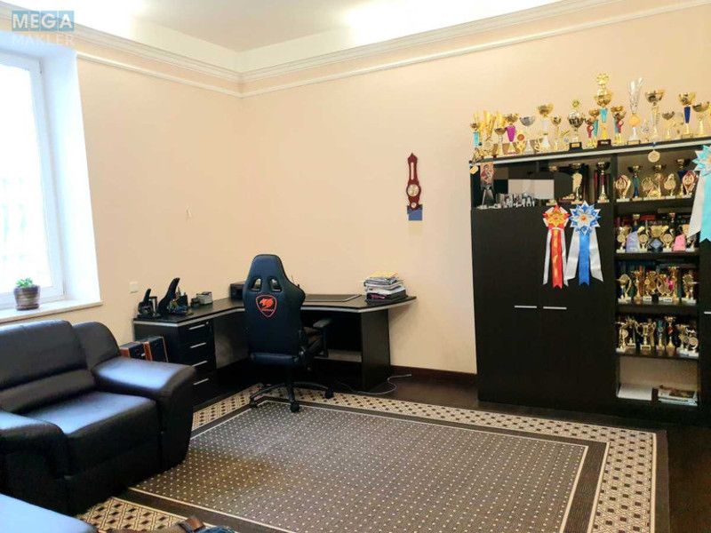 Продаж дома, 3 поверху, 495 кв.м, 7 кімнат, ділянка 20 соток, <a class="location-link" href="/bobrica-selo-kv/" title="Недвижимость Бобриця">Бобриця</a>, Шевченко (изображение 14)