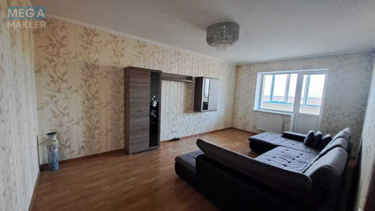 Продаж 2 кімнатної квартири (77/35/17), 9 пов. 9 пов. будинку, <a class="location-link" href="/glevaha/" title="Недвижимость Глеваха">Глеваха</a>, Вокзальна, 53 (изображение 3)