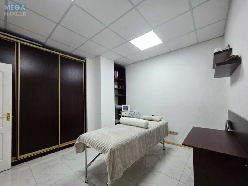 Оренда комерційної нерухомості, 69 кв.м, <a class="location-link" href="/kiev/" title="Недвижимость Київ">Київ</a>, <a class="location-link" href="/kiev/solomenskij/" title="Недвижимость Солом'янський район">Солом'янський р-н</a>, Ковальський пров., 19 (изображение 5)