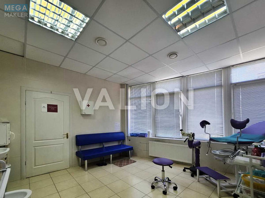 Оренда комерційної нерухомості, 69 кв.м, <a class="location-link" href="/kiev/" title="Недвижимость Київ">Київ</a>, <a class="location-link" href="/kiev/solomenskij/" title="Недвижимость Солом'янський район">Солом'янський р-н</a>, Ковальський пров., 19 (изображение 6)