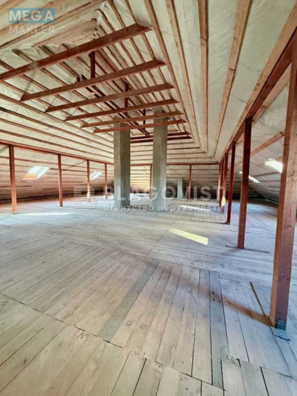 Продаж дома, 3&nbsp;поверху, 1&nbsp;200&nbsp;кв.м, 16&nbsp;кімнат, ділянка 10&nbsp;соток, <a class="location-link" href="/sofievskaya-borshagovka/" title="Недвижимость Софіївська Борщагівка">Софіївська Борщагівка</a>, Райдужна (изображение 11)