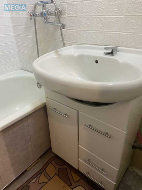 Оренда 2 кімнатної квартири, <a class="location-link" href="/kiev/" title="Недвижимость Київ">Київ</a>, <a class="location-link" href="/kiev/dneprovskij/" title="Недвижимость Дніпровський район">Дніпровський р-н</a>, Алма-Атинська вул., 39г (изображение 15)