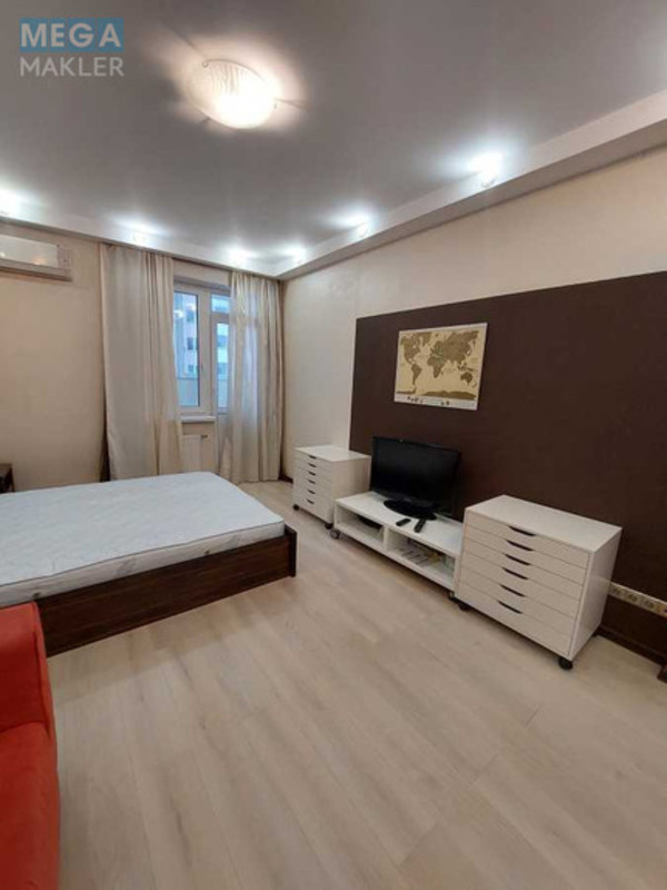 Оренда 1 кімнатної квартири, <a class="location-link" href="/kiev/" title="Недвижимость Київ">Київ</a>, <a class="location-link" href="/kiev/solomenskij/" title="Недвижимость Солом'янський район">Солом'янський р-н</a>, Кадетский Гай ул., 6 (изображение 2)