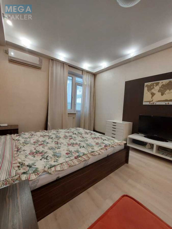 Оренда 1 кімнатної квартири, <a class="location-link" href="/kiev/" title="Недвижимость Київ">Київ</a>, <a class="location-link" href="/kiev/solomenskij/" title="Недвижимость Солом'янський район">Солом'янський р-н</a>, Кадетский Гай ул., 6 (изображение 9)