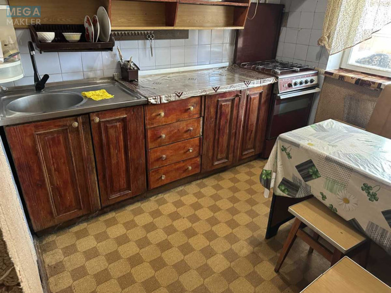 Продаж 1 кімнатної квартири (38/19/7), 6 пов. 9 пов. будинку, <a class="location-link" href="/kiev/" title="Недвижимость Київ">Київ</a>, <a class="location-link" href="/kiev/pecherskij/" title="Недвижимость Печерський район">Печерський р-н</a>, Кловський узвіз, 20 (изображение 9)