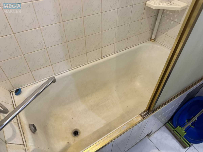 Продаж 1 кімнатної квартири (38/19/7), 6 пов. 9 пов. будинку, <a class="location-link" href="/kiev/" title="Недвижимость Київ">Київ</a>, <a class="location-link" href="/kiev/pecherskij/" title="Недвижимость Печерський район">Печерський р-н</a>, Кловський узвіз, 20 (изображение 17)