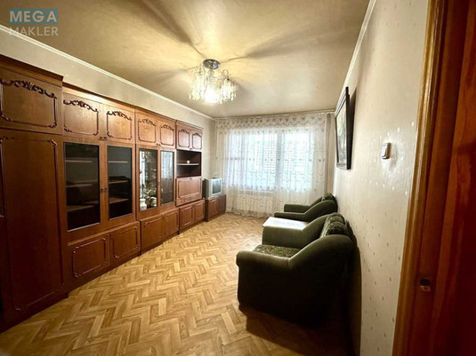 Оренда 2 кімнатної квартири, <a class="location-link" href="/kiev/" title="Недвижимость Київ">Київ</a>, <a class="location-link" href="/kiev/podolskij/" title="Недвижимость Подільський район">Подільський р-н</a>, Свободы просп., 24 (изображение 5)