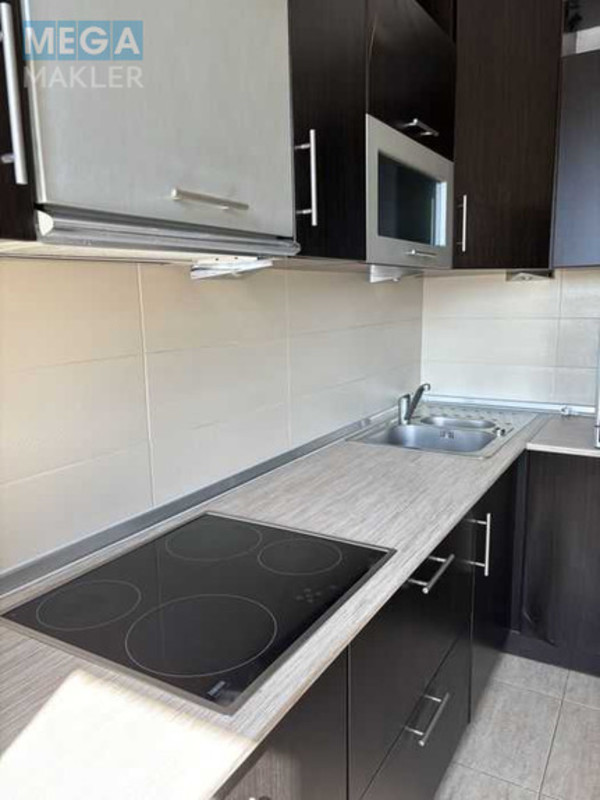 Продаж 1 кімнатної квартири (49/18/14), 11 пов. 14 пов. будинку, <a class="location-link" href="/kiev/" title="Недвижимость Київ">Київ</a>, <a class="location-link" href="/kiev/goloseevskij/" title="Недвижимость Голосіївський район">Голосіївський р-н</a>, Паньківська вул., 27/78 (изображение 2)