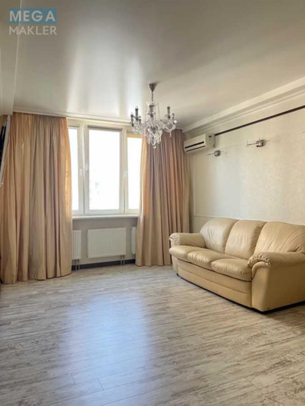 Оренда 2 кімнатної квартири, <a class="location-link" href="/kiev/" title="Недвижимость Київ">Київ</a>, <a class="location-link" href="/kiev/darnickij/" title="Недвижимость Дарницький район">Дарницький р-н</a>, Анни Ахматової вул., 34 (изображение 2)