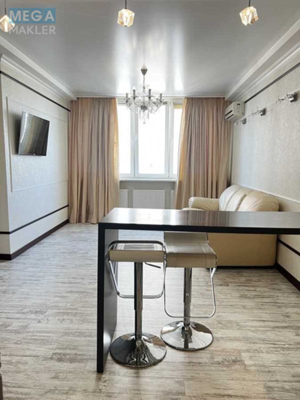 Оренда 2 кімнатної квартири, <a class="location-link" href="/kiev/" title="Недвижимость Київ">Київ</a>, <a class="location-link" href="/kiev/darnickij/" title="Недвижимость Дарницький район">Дарницький р-н</a>, Анни Ахматової вул., 34 (изображение 3)