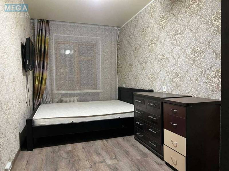 Продаж 3 кімнатної квартири (56/?/6), 2 пов. 4 пов. будинку, <a class="location-link" href="/kharkov/" title="Недвижимость Харків">Харків</a>, <a class="location-link" href="/kharkov/oktyabrskij/" title="Недвижимость Новобаварський (Жовтневий) район">Новобаварський (Жовтневий) р-н</a>, Малая Гончаровская, 1 (изображение 3)