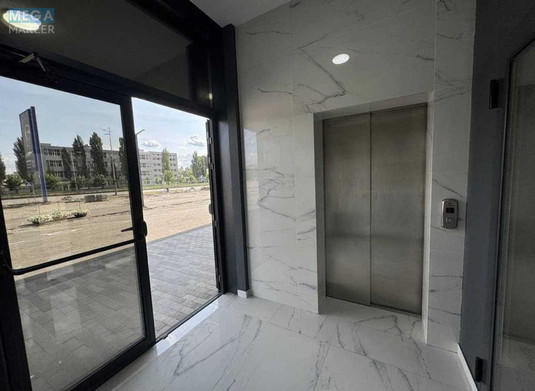 Оренда комерційної нерухомості, 250&nbsp;кв.м, под магазин, <a class="location-link" href="/kiev/" title="Недвижимость Київ">Київ</a>, <a class="location-link" href="/kiev/darnickij/" title="Недвижимость Дарницький район">Дарницький р-н</a>, Миколи Бажана просп., 17 (изображение 12)