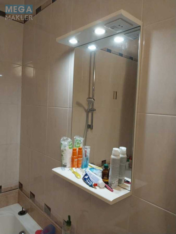 Оренда 1 кімнатної квартири, <a class="location-link" href="/kiev/" title="Недвижимость Київ">Київ</a>, <a class="location-link" href="/kiev/obolonskij/" title="Недвижимость Оболонський район">Оболонський р-н</a>, Макеевская ул., 8 (изображение 9)