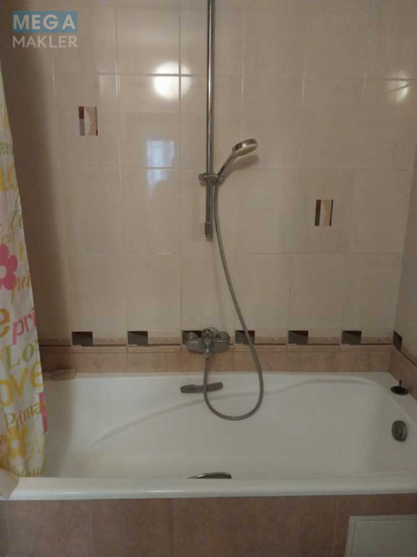 Оренда 1 кімнатної квартири, <a class="location-link" href="/kiev/" title="Недвижимость Київ">Київ</a>, <a class="location-link" href="/kiev/obolonskij/" title="Недвижимость Оболонський район">Оболонський р-н</a>, Макеевская ул., 8 (изображение 12)