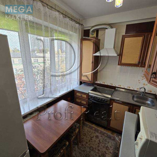 Продаж 1 кімнатної квартири (32/17/5), 7 пов. 9 пов. будинку, <a class="location-link" href="/kiev/" title="Недвижимость Київ">Київ</a>, <a class="location-link" href="/kiev/solomenskij/" title="Недвижимость Солом'янський район">Солом'янський р-н</a>, Преображенська вулиця, 16 (изображение 6)