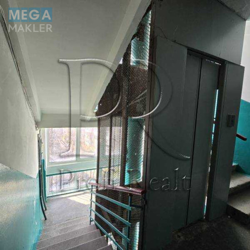 Продаж 1 кімнатної квартири (32/17/5), 7 пов. 9 пов. будинку, <a class="location-link" href="/kiev/" title="Недвижимость Київ">Київ</a>, <a class="location-link" href="/kiev/solomenskij/" title="Недвижимость Солом'янський район">Солом'янський р-н</a>, Преображенська вулиця, 16 (изображение 14)