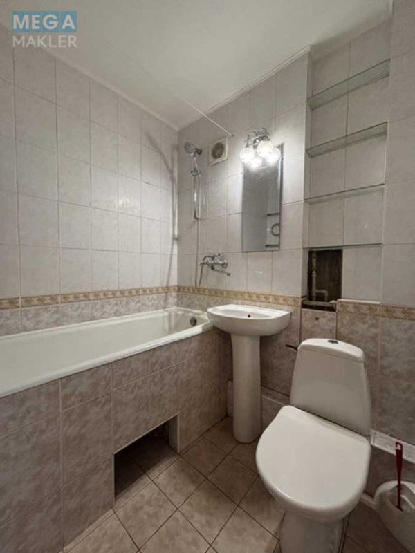 Продаж 2 кімнатної квартири (56/?/6), 2 пов. 5 пов. будинку, <a class="location-link" href="/kiev/" title="Недвижимость Київ">Київ</a>, <a class="location-link" href="/kiev/shevchenkovskij/" title="Недвижимость Шевченківський район">Шевченківський р-н</a>, Дегтярівська вул., 9 (изображение 6)