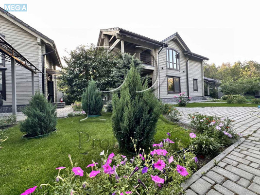 Продаж дома, 2&nbsp;поверху, 200&nbsp;кв.м, 4&nbsp;кімнати, ділянка 6&nbsp;соток, <a class="location-link" href="/kiev/" title="Недвижимость Київ">Київ</a>, <a class="location-link" href="/kiev/svyatoshinskij/" title="Недвижимость Святошинський район">Святошинський р-н</a>, Берковецька вул., 6А (изображение 2)