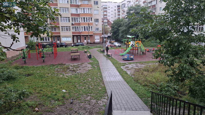 Продаж 3 кімнатної квартири (72/65/7), 6 пов. 9 пов. будинку, <a class="location-link" href="/chernovtsi/" title="Недвижимость Чернівці">Чернівці</a>, <a class="location-link" href="/chernovtsi/shevchenkovskij/" title="Недвижимость Шевченківський район">Шевченківський р-н</a>, проспект Незалежності, 108 (изображение 20)