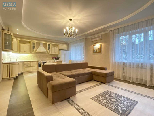 Продаж дома, 2&nbsp;поверху, 215&nbsp;кв.м, 4&nbsp;кімнати, ділянка 11&nbsp;соток, <a class="location-link" href="/kiev/" title="Недвижимость Київ">Київ</a>, <a class="location-link" href="/kiev/obolonskij/" title="Недвижимость Оболонський район">Оболонський р-н</a>, Богатирська вул., 30A (изображение 7)