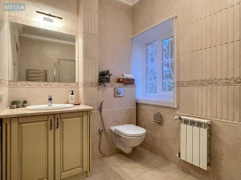 Продаж дома, 2 поверху, 215 кв.м, 4 кімнати, ділянка 11 соток, <a class="location-link" href="/kiev/" title="Недвижимость Київ">Київ</a>, <a class="location-link" href="/kiev/obolonskij/" title="Недвижимость Оболонський район">Оболонський р-н</a>, Богатирська вул., 30A (изображение 9)