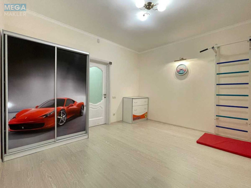 Продаж дома, 2 поверху, 215 кв.м, 4 кімнати, ділянка 11 соток, <a class="location-link" href="/kiev/" title="Недвижимость Київ">Київ</a>, <a class="location-link" href="/kiev/obolonskij/" title="Недвижимость Оболонський район">Оболонський р-н</a>, Богатирська вул., 30A (изображение 12)