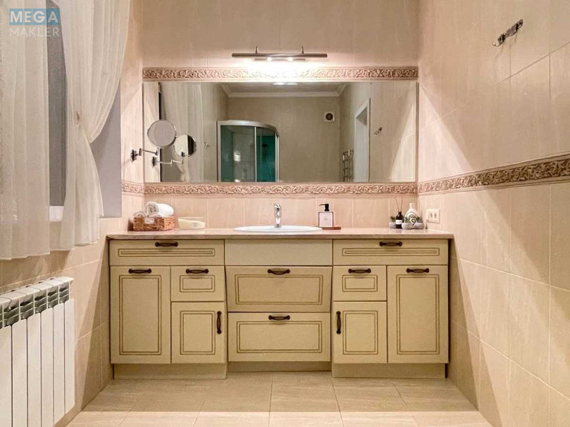 Продаж дома, 2 поверху, 215 кв.м, 4 кімнати, ділянка 11 соток, <a class="location-link" href="/kiev/" title="Недвижимость Київ">Київ</a>, <a class="location-link" href="/kiev/obolonskij/" title="Недвижимость Оболонський район">Оболонський р-н</a>, Богатирська вул., 30A (изображение 13)