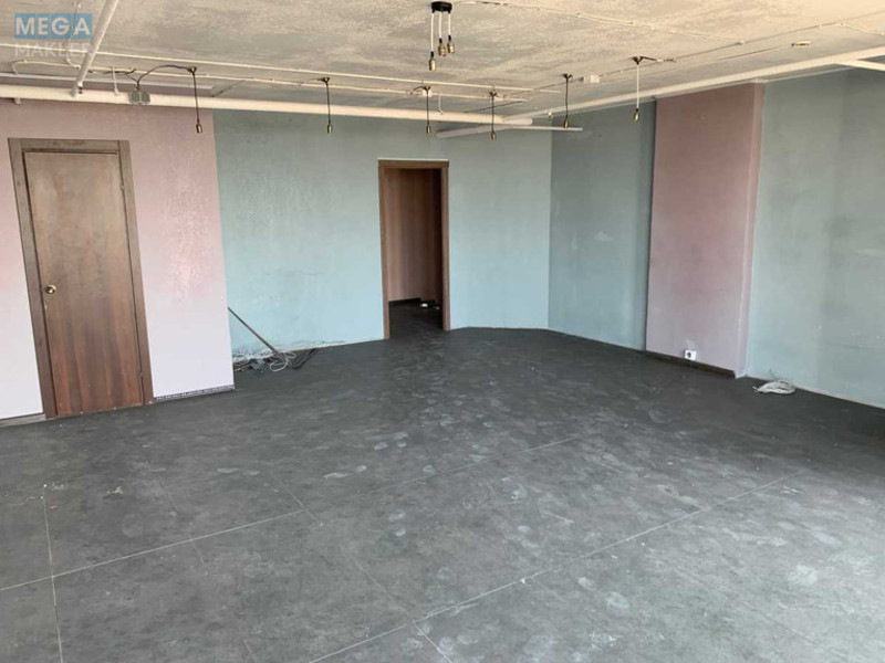 Оренда комерційної нерухомості, 85 кв.м, под офис, <a class="location-link" href="/kiev/" title="Недвижимость Київ">Київ</a>, <a class="location-link" href="/kiev/dneprovskij/" title="Недвижимость Дніпровський район">Дніпровський р-н</a>, Соборності просп., 30 (изображение 4)