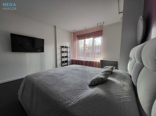 Оренда 2 кімнатної квартири, <a class="location-link" href="/kiev/" title="Недвижимость Київ">Київ</a>, <a class="location-link" href="/kiev/pecherskij/" title="Недвижимость Печерський район">Печерський р-н</a>, Саперне Поле вул., 5А (изображение 2)