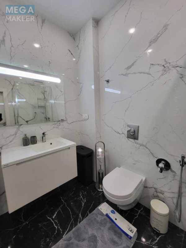 Оренда 2 кімнатної квартири, <a class="location-link" href="/kiev/" title="Недвижимость Київ">Київ</a>, <a class="location-link" href="/kiev/pecherskij/" title="Недвижимость Печерський район">Печерський р-н</a>, Саперне Поле вул., 5А (изображение 8)